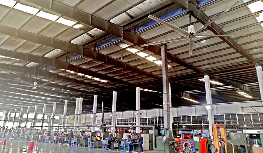 工業(yè)大吊扇減輕員工夏季的熱應(yīng)激 工業(yè)大吊扇減輕員工夏季的熱應(yīng)激